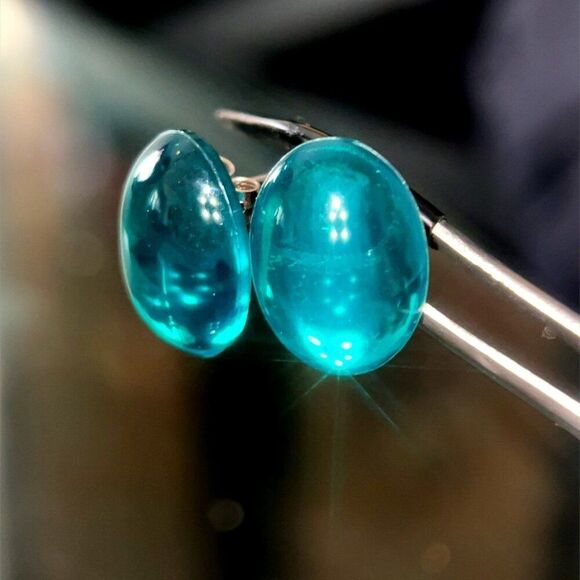 Jelly Bean Like Stud - Picture 2 of 5